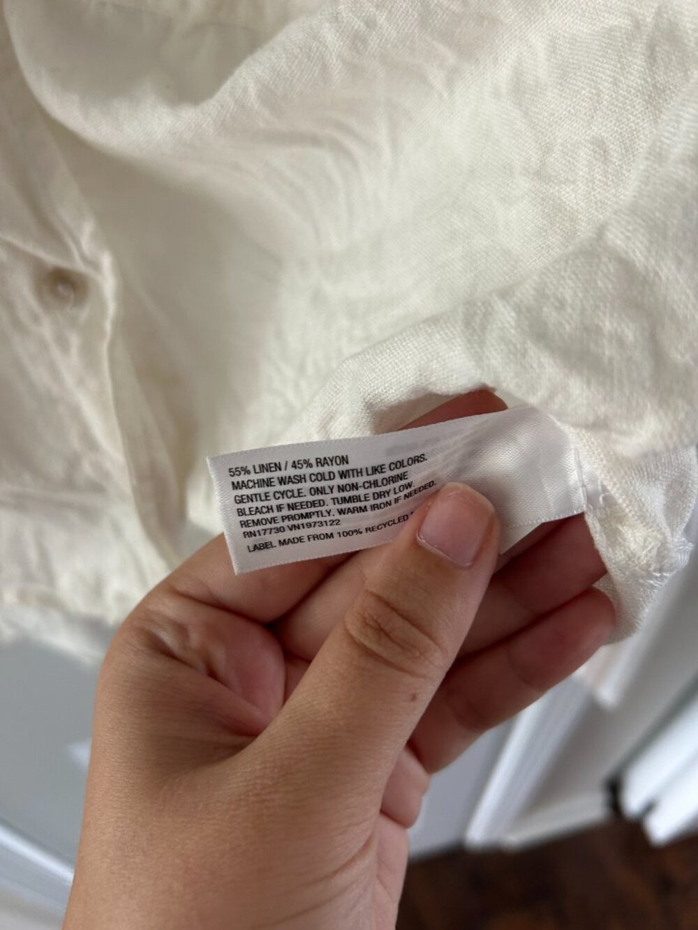 Universal Thread White Button Up - Picture 3 of 4